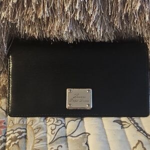 Elegant Lauren Ralph Lauren Black Wallet